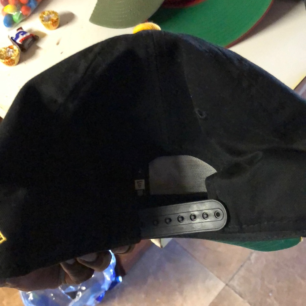 SnapBack - Picture 2 of 2
